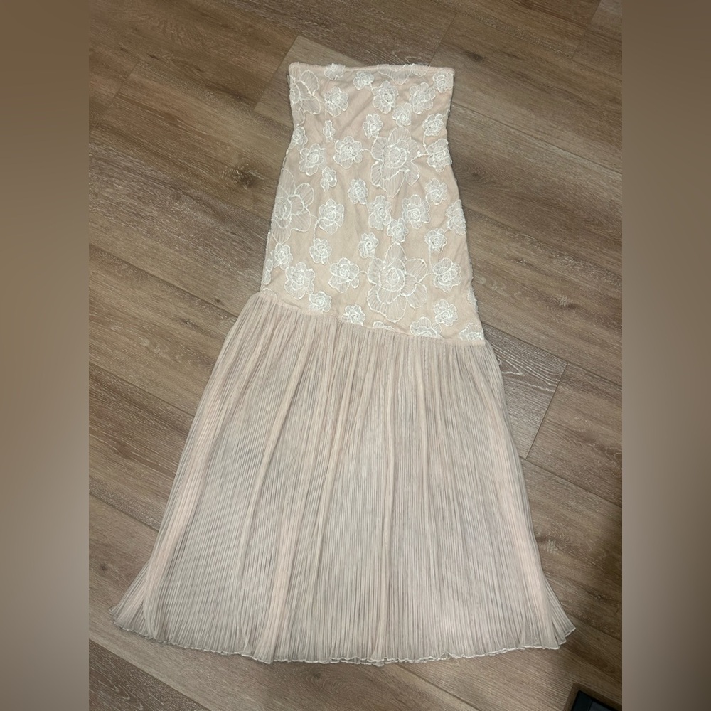 12th Tribe Cream Strapless Dress L